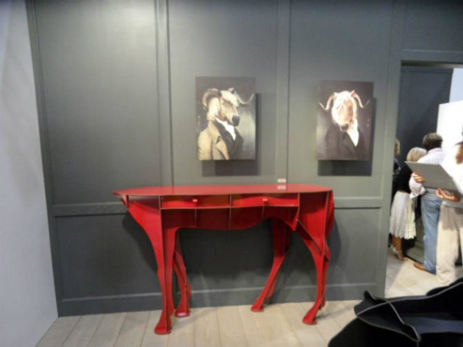 Red Console Table by Elisée, by Ibride