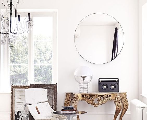 antique console modern interior
