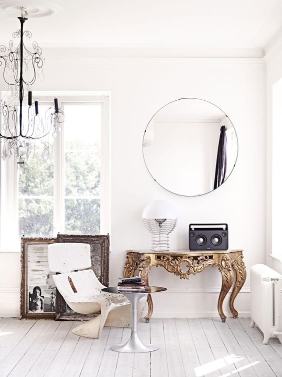 antique console modern interior